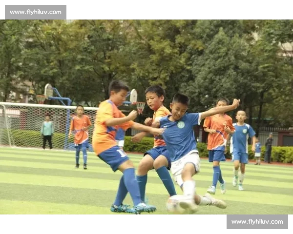 绿茵逐梦她力量女子足球点亮城市未来新篇章与时代精神共成长新征程